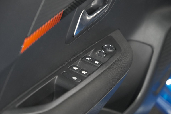 Peugeot e-208 EV Active 50 kWh | Navigatie | Apple Carplay | Climate Control Peugeot e-208 EV Active 50 kWh | Navigatie | Apple Carplay | Climate Control