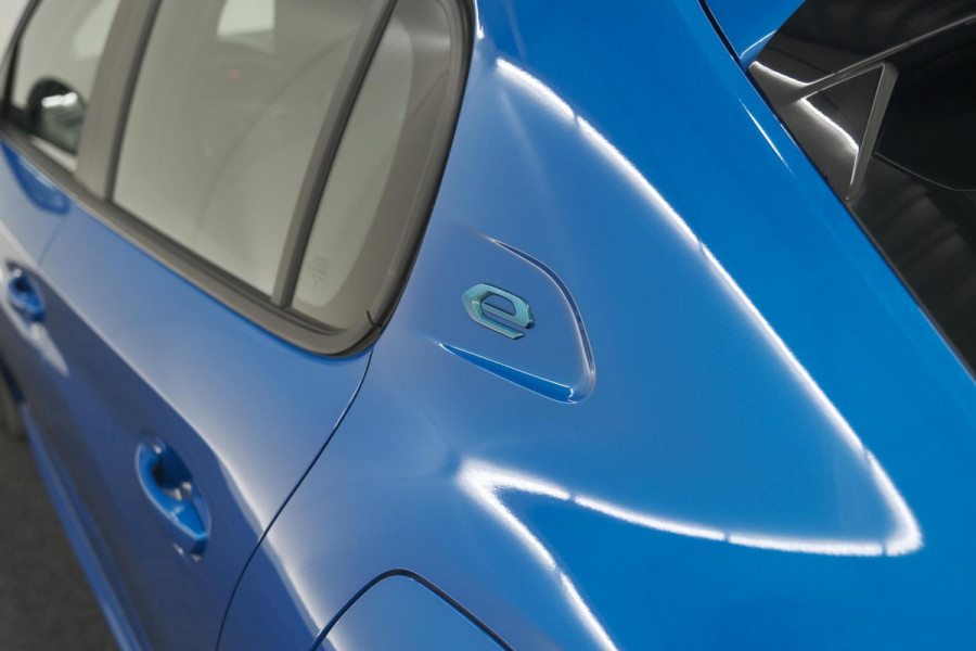 Peugeot e-208 EV Active 50 kWh | Navigatie | Apple Carplay | Climate Control Peugeot e-208 EV Active 50 kWh | Navigatie | Apple Carplay | Climate Control