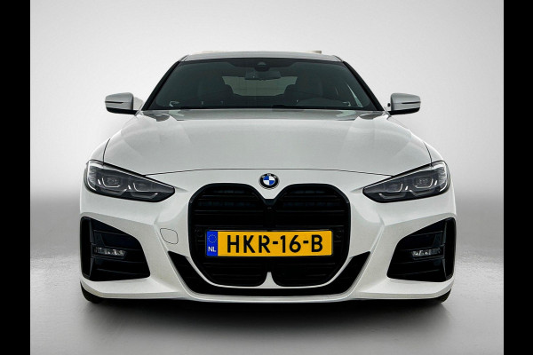 BMW 4 Serie Coupé 430i 258PK High Executive M-SPORT | CAMERA | AD-CRUISE | LEER-ALCANTARA