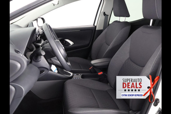 Toyota Yaris 1.5 HYBRID AUTOMAAT BLACK & WHITE GARANTIE 8-2033 NAVIGATIE.CLIMA.CRUISE