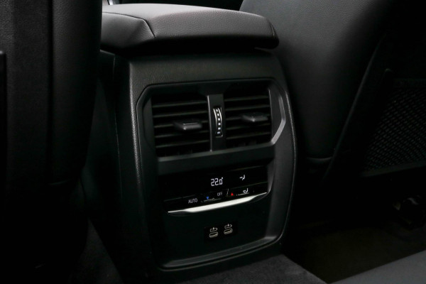 BMW 3 Serie Touring 320e - M-SPORT - PANO - CAMERA - BROOKLYN GREY BMW 3 Serie Touring 320e - M-SPORT - PANO - CAMERA - BROOKLYN GREY