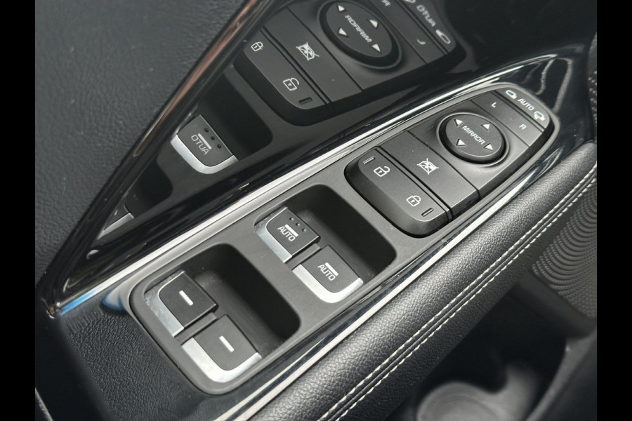 Kia Niro 1.6 GDi Hybrid DynamicPlusLine 1e Eigenaar,Dealer Onderhouden,Navi,Camera,Pdc V+A,Halfleder,Stoelverw,Stuurverw,Lm velgen,N.A.P,Apk tot 03-2026