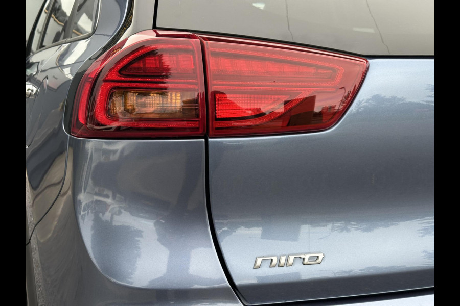 Kia Niro 1.6 GDi Hybrid DynamicPlusLine 1e Eigenaar,Dealer Onderhouden,Navi,Camera,Pdc V+A,Halfleder,Stoelverw,Stuurverw,Lm velgen,N.A.P,Apk tot 03-2026