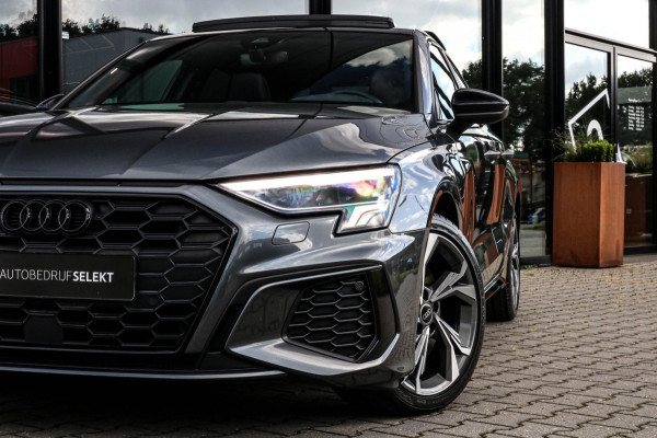Audi A3 Sportback 45 TFSI e RS STOELEN - PANO - B&O - SFEER - CAMERA Audi A3 Sportback 45 TFSI e RS STOELEN - PANO - B&O - SFEER - CAMERA