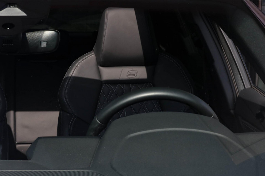 Audi A3 Sportback 45 TFSI e RS STOELEN - PANO - B&O - SFEER - CAMERA Audi A3 Sportback 45 TFSI e RS STOELEN - PANO - B&O - SFEER - CAMERA