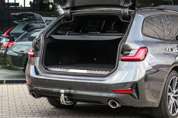 BMW 3 Serie Touring 330e xDrive - TREKHAAK - 360 CAMERA