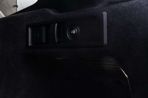 BMW 3 Serie Touring 330e xDrive - TREKHAAK - 360 CAMERA