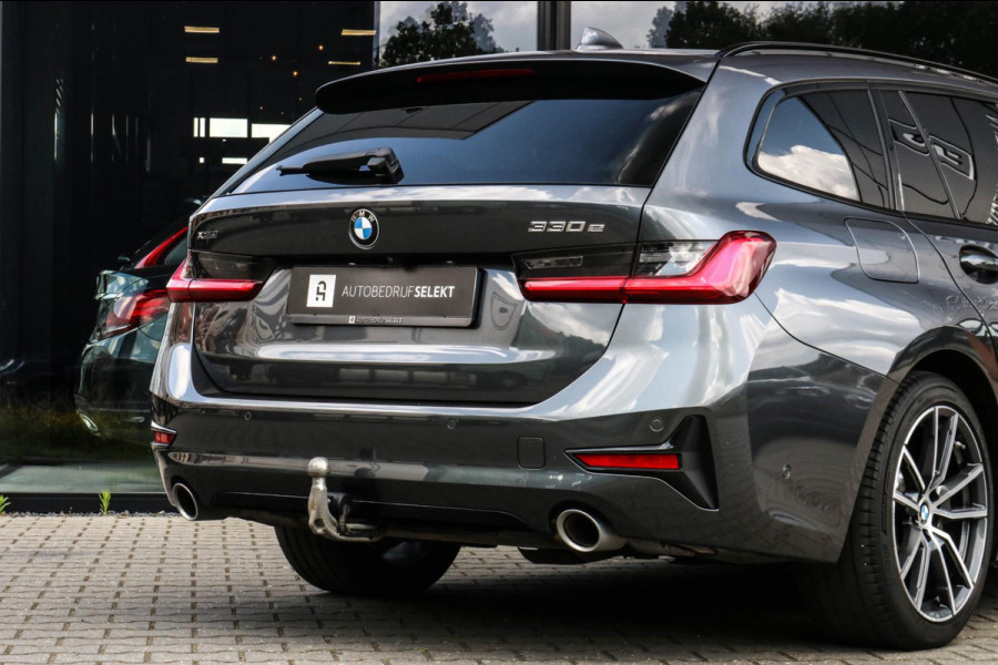 BMW 3 Serie Touring 330e xDrive - TREKHAAK - 360 CAMERA