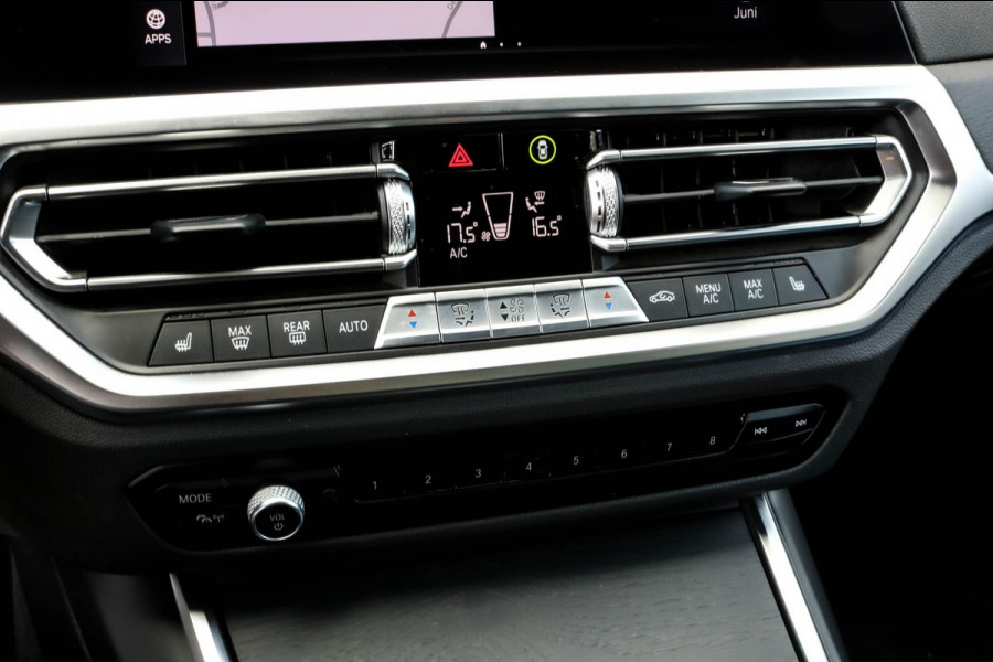 BMW 3 Serie Touring 330e xDrive - TREKHAAK - 360 CAMERA