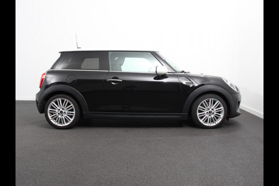 MINI Mini 1.5 136pk Cooper Chili | Climate control | Cruise control | Lichtmetalen velgen 17" | Stoelverwarming | Led
