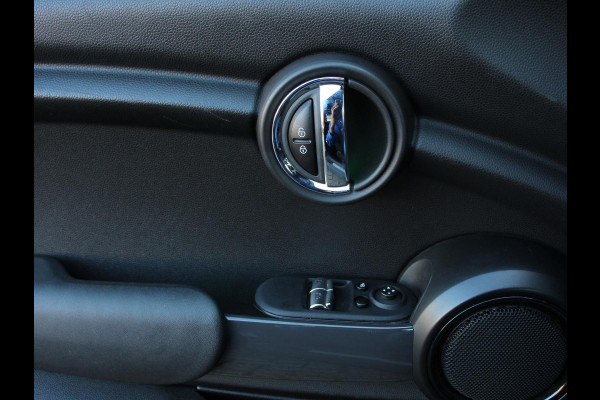 MINI Mini 1.5 136pk Cooper Chili | Climate control | Cruise control | Lichtmetalen velgen 17" | Stoelverwarming | Led