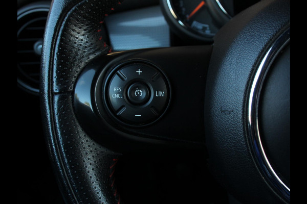 MINI Mini 1.5 136pk Cooper Chili | Climate control | Cruise control | Lichtmetalen velgen 17" | Stoelverwarming | Led