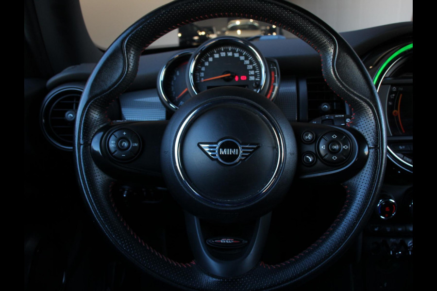 MINI Mini 1.5 136pk Cooper Chili | Climate control | Cruise control | Lichtmetalen velgen 17" | Stoelverwarming | Led
