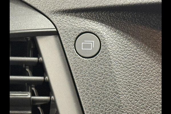 Opel Vivaro 2.0 Diesel 180PK L3 Automaat Apple Carplay /  Android Auto Parkeersensoren V+A Trekhaak Camera Navigatie Cruise Control LED koplampen houten afwerking laadruimte