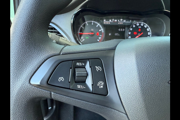 Opel KARL 1.0 Rocks Online Edition - Airco - Navi - Parkeerhulp - Org.NL Opel KARL 1.0 Rocks Online Edition - Airco - Navi - Parkeerhulp - Org.NL