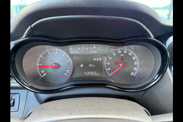 Opel KARL 1.0 Rocks Online Edition - Airco - Navi - Parkeerhulp - Org.NL Opel KARL 1.0 Rocks Online Edition - Airco - Navi - Parkeerhulp - Org.NL