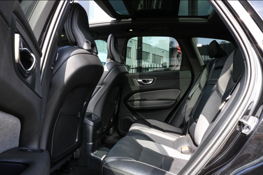 Volvo XC60 2.0 T6 R-DESIGN - PANO - TREKHAAK - FACELIFT