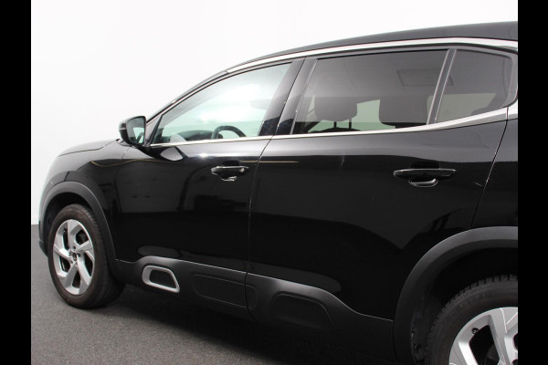 Citroën C5 Aircross 1.2 PureTech Business Airco Navi Cruise PDC VA Camera Virtual cockpit Carplay LED 18" LM Velgen Citroën C5 Aircross 1.2 PureTech Business Airco Navi Cruise PDC VA Camera Virtual cockpit Carplay LED 18" LM Velgen