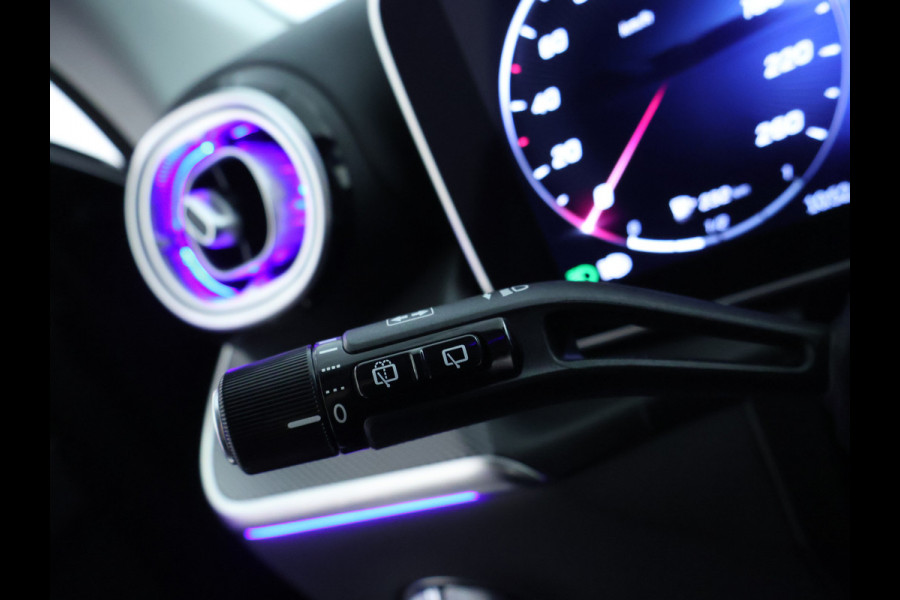 Mercedes-Benz GLC 300e 4MATIC Luxury Line Avantgarde Advanced Plus | Trekhaak | Rijassistentiepakket plus | Stuur en Stoelverwarming. Inclusief 24 maanden MB Certified garantie voor Europa. Mercedes-Benz GLC 300e 4MATIC Luxury Line Avantgarde Advanced Plus | Trekhaak | Rijassistentiepakket plus | Stuur en Stoelverwarming. Inclusief 24 maanden MB Certified garantie voor Europa.