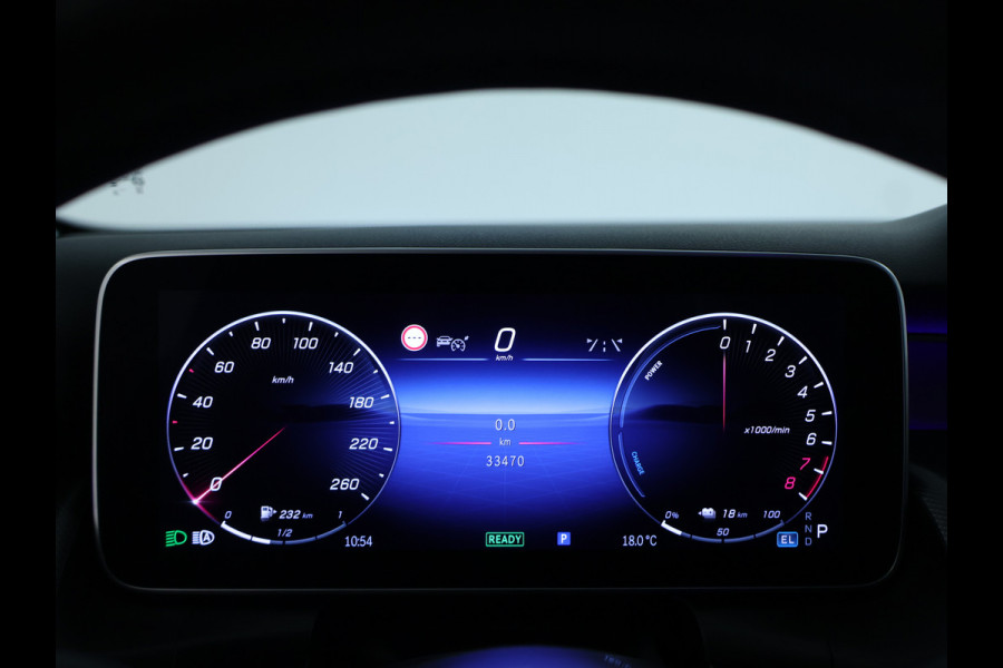 Mercedes-Benz GLC 300e 4MATIC Luxury Line Avantgarde Advanced Plus | Trekhaak | Rijassistentiepakket plus | Stuur en Stoelverwarming. Inclusief 24 maanden MB Certified garantie voor Europa. Mercedes-Benz GLC 300e 4MATIC Luxury Line Avantgarde Advanced Plus | Trekhaak | Rijassistentiepakket plus | Stuur en Stoelverwarming. Inclusief 24 maanden MB Certified garantie voor Europa.