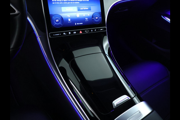 Mercedes-Benz GLC 300e 4MATIC Luxury Line Avantgarde Advanced Plus | Trekhaak | Rijassistentiepakket plus | Stuur en Stoelverwarming. Inclusief 24 maanden MB Certified garantie voor Europa. Mercedes-Benz GLC 300e 4MATIC Luxury Line Avantgarde Advanced Plus | Trekhaak | Rijassistentiepakket plus | Stuur en Stoelverwarming. Inclusief 24 maanden MB Certified garantie voor Europa.