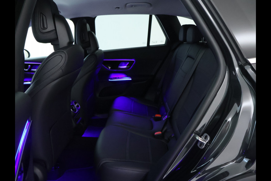 Mercedes-Benz GLC 300e 4MATIC Luxury Line Avantgarde Advanced Plus | Trekhaak | Rijassistentiepakket plus | Stuur en Stoelverwarming. Inclusief 24 maanden MB Certified garantie voor Europa. Mercedes-Benz GLC 300e 4MATIC Luxury Line Avantgarde Advanced Plus | Trekhaak | Rijassistentiepakket plus | Stuur en Stoelverwarming. Inclusief 24 maanden MB Certified garantie voor Europa.
