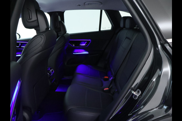 Mercedes-Benz GLC 300e 4MATIC Luxury Line Avantgarde Advanced Plus | Trekhaak | Rijassistentiepakket plus | Stuur en Stoelverwarming. Inclusief 24 maanden MB Certified garantie voor Europa. Mercedes-Benz GLC 300e 4MATIC Luxury Line Avantgarde Advanced Plus | Trekhaak | Rijassistentiepakket plus | Stuur en Stoelverwarming. Inclusief 24 maanden MB Certified garantie voor Europa.