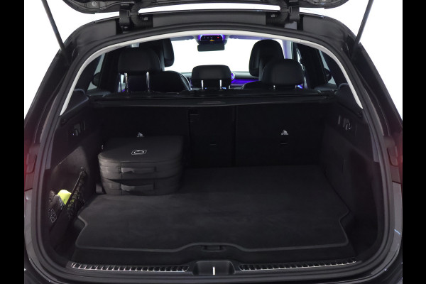 Mercedes-Benz GLC 300e 4MATIC Luxury Line Avantgarde Advanced Plus | Trekhaak | Rijassistentiepakket plus | Stuur en Stoelverwarming. Inclusief 24 maanden MB Certified garantie voor Europa. Mercedes-Benz GLC 300e 4MATIC Luxury Line Avantgarde Advanced Plus | Trekhaak | Rijassistentiepakket plus | Stuur en Stoelverwarming. Inclusief 24 maanden MB Certified garantie voor Europa.