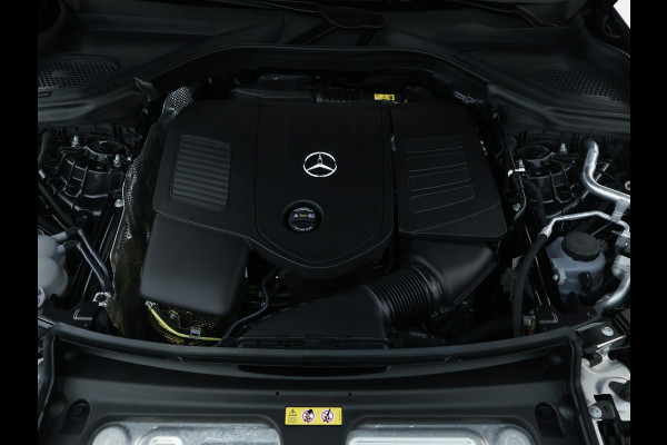 Mercedes-Benz GLC 300e 4MATIC Luxury Line Avantgarde Advanced Plus | Trekhaak | Rijassistentiepakket plus | Stuur en Stoelverwarming. Inclusief 24 maanden MB Certified garantie voor Europa. Mercedes-Benz GLC 300e 4MATIC Luxury Line Avantgarde Advanced Plus | Trekhaak | Rijassistentiepakket plus | Stuur en Stoelverwarming. Inclusief 24 maanden MB Certified garantie voor Europa.