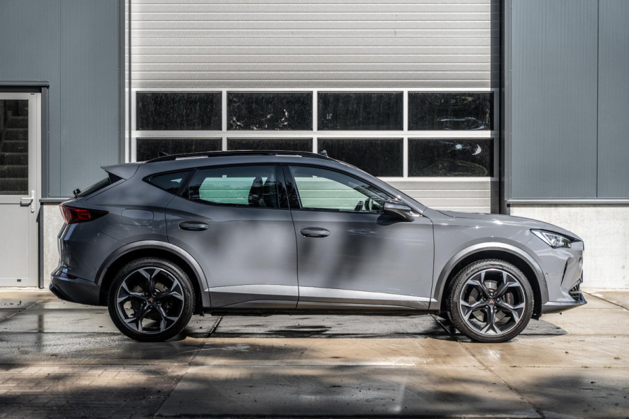 CUPRA Formentor 1.4 e-Hybrid VZ Performance | Panorama | Memory | 245 PK CUPRA Formentor 1.4 e-Hybrid VZ Performance | Panorama | Memory | 245 PK