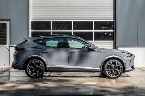CUPRA Formentor 1.4 e-Hybrid VZ Performance | Panorama | Memory | 245 PK CUPRA Formentor 1.4 e-Hybrid VZ Performance | Panorama | Memory | 245 PK