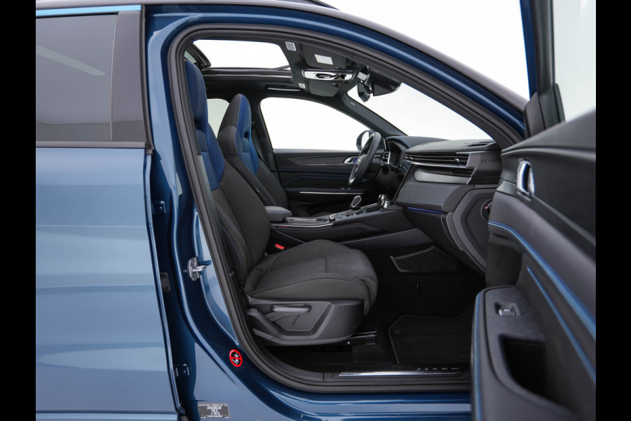 Lynk & Co 01 1.5 (INCL-BTW) Aut. *PANO | FULL-LED | ADAPTIVE-CRUISE | MICROFIBRE | BLIND-SPOT | MEMORY-PACK | DIGI-COCKPIT | HEATED-SPORTSEATS | TOPVIEW | KEYLESS | DAB+ | NAVI-FULLMAP |  ECC | AMBIENT-LIGHT Lynk & Co 01 1.5 (INCL-BTW) Aut. *PANO | FULL-LED | ADAPTIVE-CRUISE | MICROFIBRE | BLIND-SPOT | MEMORY-PACK | DIGI-COCKPIT | HEATED-SPORTSEATS | TOPVIEW | KEYLESS | DAB+ | NAVI-FULLMAP |  ECC | AMBIENT-LIGHT