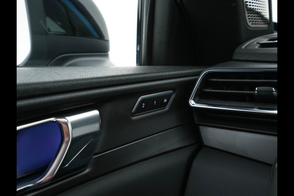 Lynk & Co 01 1.5 (INCL-BTW) Aut. *PANO | FULL-LED | ADAPTIVE-CRUISE | MICROFIBRE | BLIND-SPOT | MEMORY-PACK | DIGI-COCKPIT | HEATED-SPORTSEATS | TOPVIEW | KEYLESS | DAB+ | NAVI-FULLMAP |  ECC | AMBIENT-LIGHT Lynk & Co 01 1.5 (INCL-BTW) Aut. *PANO | FULL-LED | ADAPTIVE-CRUISE | MICROFIBRE | BLIND-SPOT | MEMORY-PACK | DIGI-COCKPIT | HEATED-SPORTSEATS | TOPVIEW | KEYLESS | DAB+ | NAVI-FULLMAP |  ECC | AMBIENT-LIGHT