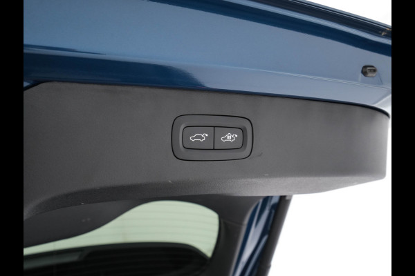 Lynk & Co 01 1.5 (INCL-BTW) Aut. *PANO | FULL-LED | ADAPTIVE-CRUISE | MICROFIBRE | BLIND-SPOT | MEMORY-PACK | DIGI-COCKPIT | HEATED-SPORTSEATS | TOPVIEW | KEYLESS | DAB+ | NAVI-FULLMAP |  ECC | AMBIENT-LIGHT Lynk & Co 01 1.5 (INCL-BTW) Aut. *PANO | FULL-LED | ADAPTIVE-CRUISE | MICROFIBRE | BLIND-SPOT | MEMORY-PACK | DIGI-COCKPIT | HEATED-SPORTSEATS | TOPVIEW | KEYLESS | DAB+ | NAVI-FULLMAP |  ECC | AMBIENT-LIGHT