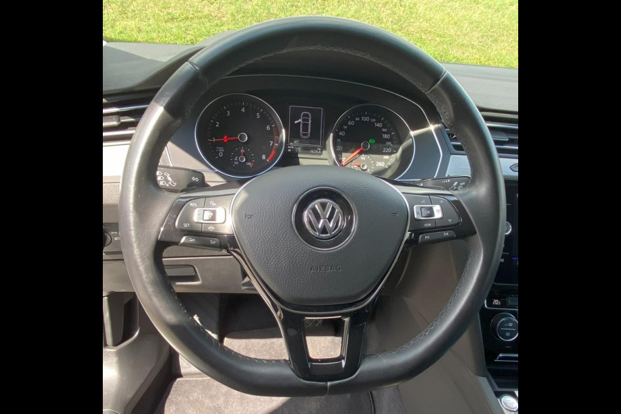 Volkswagen Arteon 1.5 TSI Business R Aut/ LED/ Virtual/ Keyless/ Trekhaak