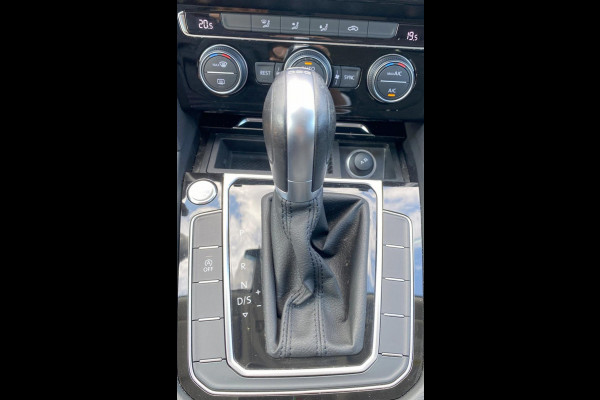 Volkswagen Arteon 1.5 TSI Business R Aut/ LED/ Virtual/ Keyless/ Trekhaak