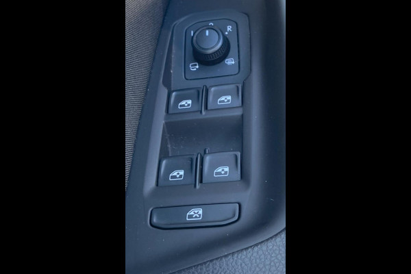 Volkswagen Arteon 1.5 TSI Business R Aut/ LED/ Virtual/ Keyless/ Trekhaak