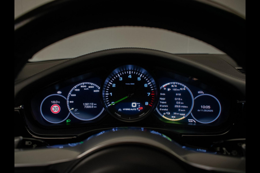 Porsche Panamera 2.9 4 E-Hybrid Sport (PANORAMADAK,APPLE CARPLAY,NAVI,LEDER,LED,21" LM VELGEN,360VIEW,CAMERA,SPORTSTOELEN)