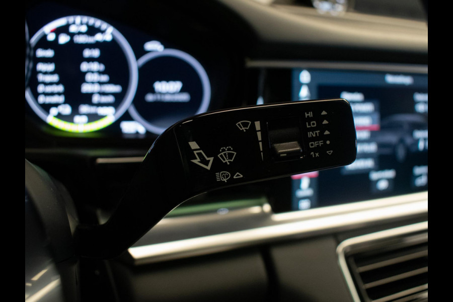 Porsche Panamera 2.9 4 E-Hybrid Sport (PANORAMADAK,APPLE CARPLAY,NAVI,LEDER,LED,21" LM VELGEN,360VIEW,CAMERA,SPORTSTOELEN)