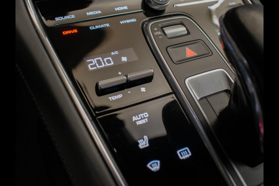 Porsche Panamera 2.9 4 E-Hybrid Sport (PANORAMADAK,APPLE CARPLAY,NAVI,LEDER,LED,21" LM VELGEN,360VIEW,CAMERA,SPORTSTOELEN)