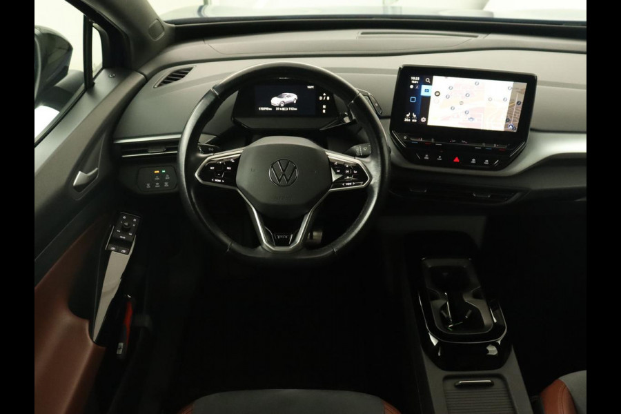 Volkswagen ID.4 First 77 kWh | Trekhaak | Sfeerverlichting | Camera | Navigatie | Stoelverwarming | Carplay | LMV 20 inch | LED | Cruise Control | Getint glas | Climate controle