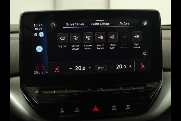 Volkswagen ID.4 First 77 kWh | Trekhaak | Sfeerverlichting | Camera | Navigatie | Stoelverwarming | Carplay | LMV 20 inch | LED | Cruise Control | Getint glas | Climate controle