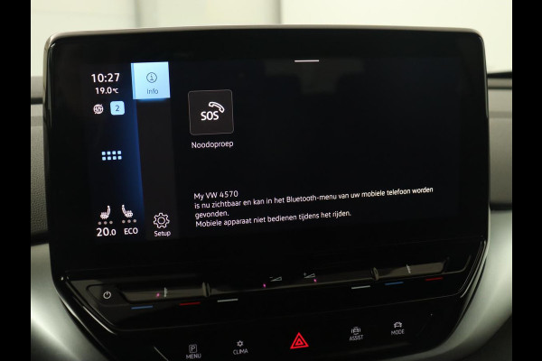 Volkswagen ID.4 First 77 kWh | Trekhaak | Sfeerverlichting | Camera | Navigatie | Stoelverwarming | Carplay | LMV 20 inch | LED | Cruise Control | Getint glas | Climate controle