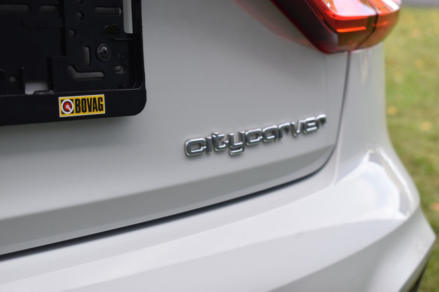 Audi A1 citycarver 30 TFSI Advanced Edition Automaat 2-tone kleur Pdc Stoelverwarming Cruisecontrol
