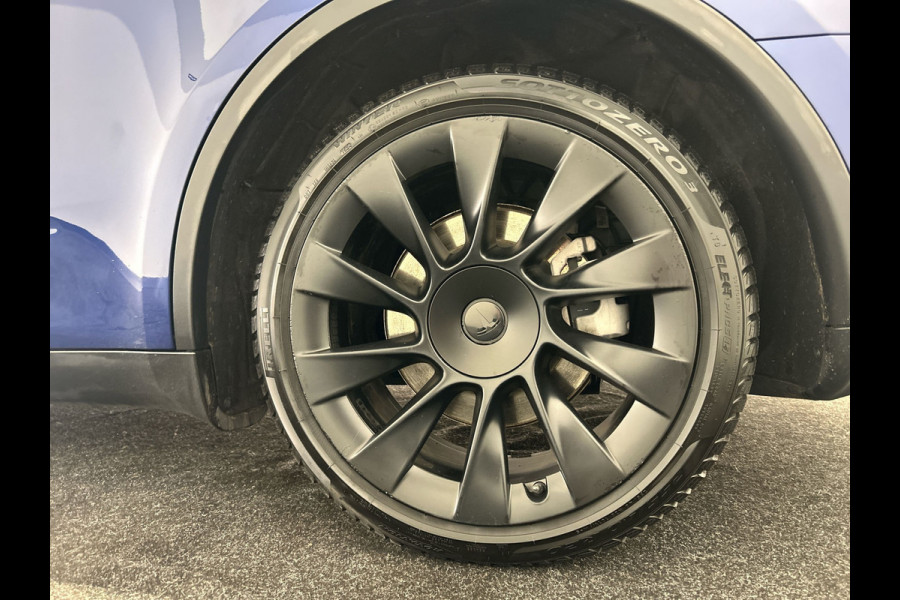 Tesla Model Y Long Range AWD 75 kWh | 20" Zwarte Turbine Velgen | Panoramadak | Incl BTW | Soh (batterijcheck) 90,6 % score!