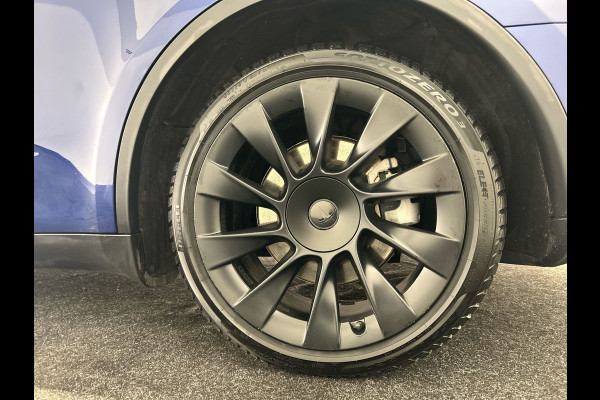 Tesla Model Y Long Range AWD 75 kWh | 20" Zwarte Turbine Velgen | Panoramadak | Incl BTW | Soh (batterijcheck) 90,6 % score!