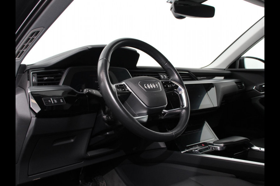 Audi e-tron 55 Advanced Quattro Navigatie Leder LED Matrix Tour Package Camera DAB+ Electrisch bedienbare achterklep