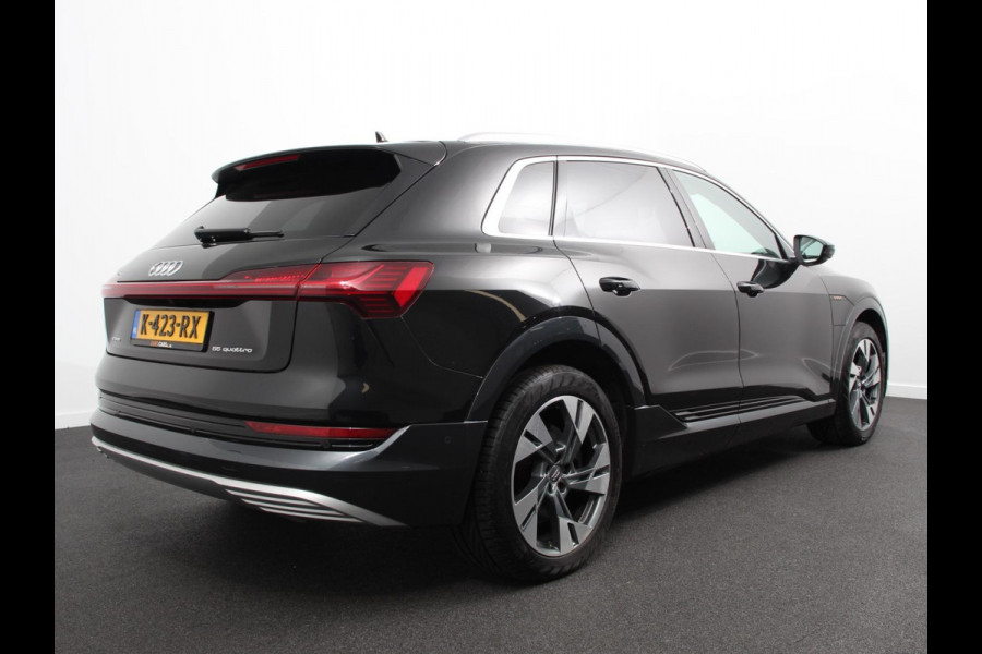 Audi e-tron 55 Advanced Quattro Navigatie Leder LED Matrix Tour Package Camera DAB+ Electrisch bedienbare achterklep