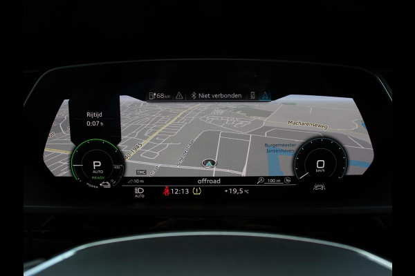 Audi e-tron 55 Advanced Quattro Navigatie Leder LED Matrix Tour Package Camera DAB+ Electrisch bedienbare achterklep