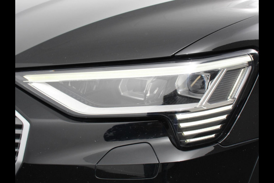 Audi e-tron 55 Advanced Quattro Navigatie Leder LED Matrix Tour Package Camera DAB+ Electrisch bedienbare achterklep